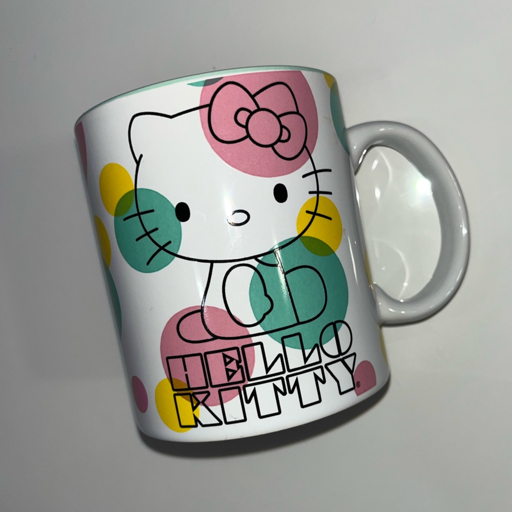 NEW HELLO KITTY MUG !